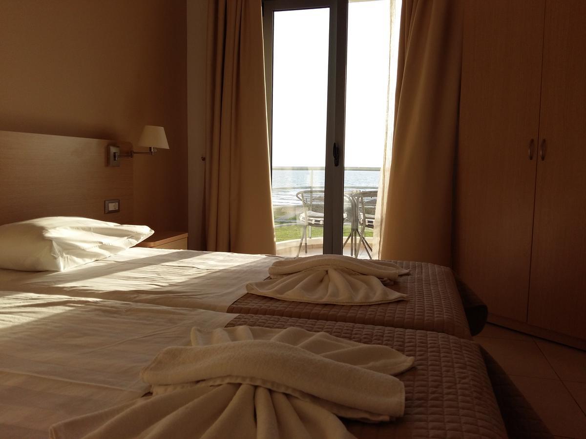 Ostria Hotel Kakovatos Beach ザハロ エクステリア 写真