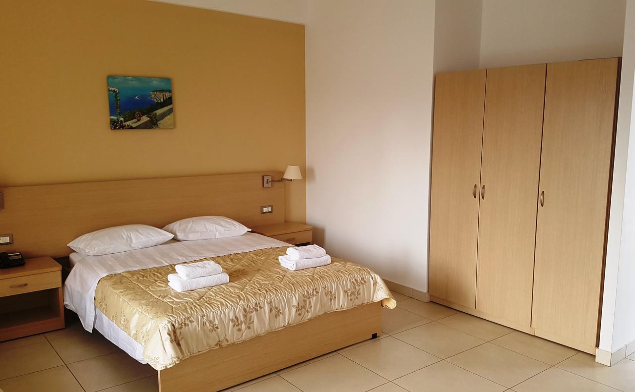 Ostria Hotel Kakovatos Beach ザハロ エクステリア 写真
