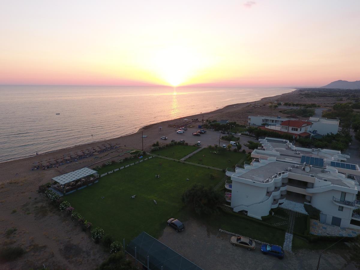 Ostria Hotel Kakovatos Beach ザハロ エクステリア 写真